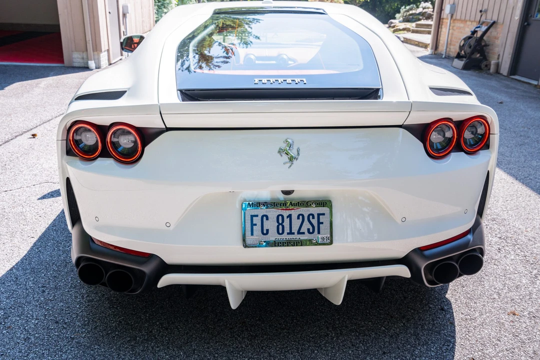 2019 Ferrari 812 Superfast - Image 9 of 31