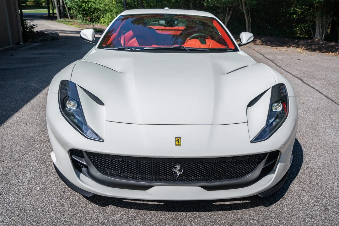 2019 Ferrari 812 Superfast - Image 4 of 31