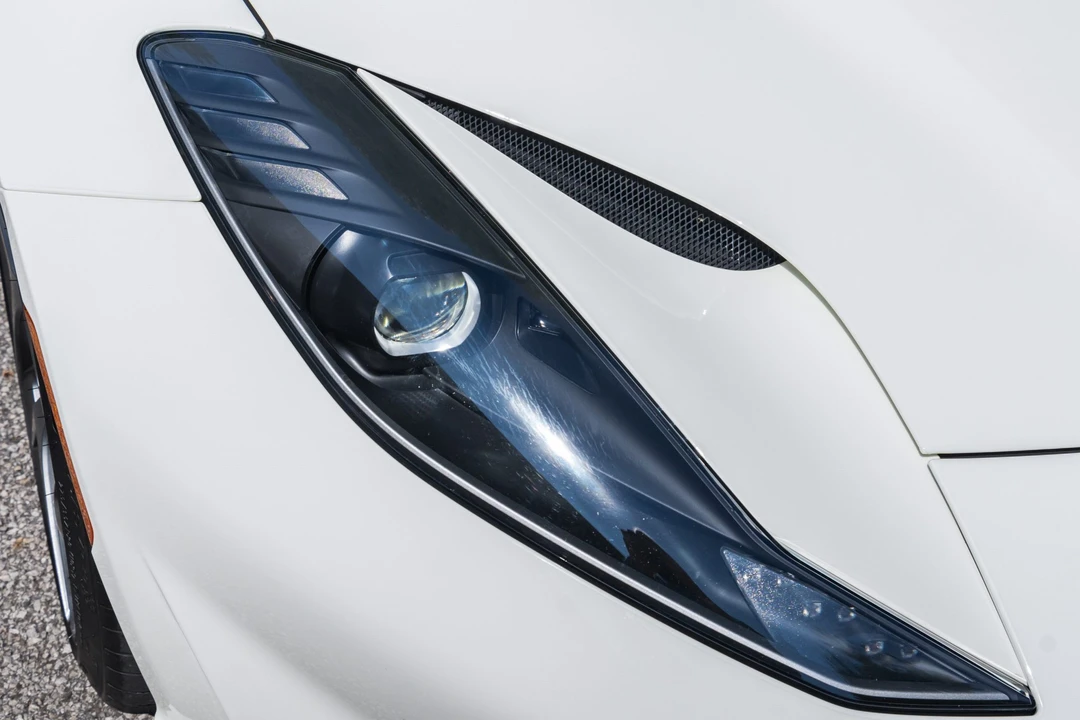 2019 Ferrari 812 Superfast - Image 27 of 31