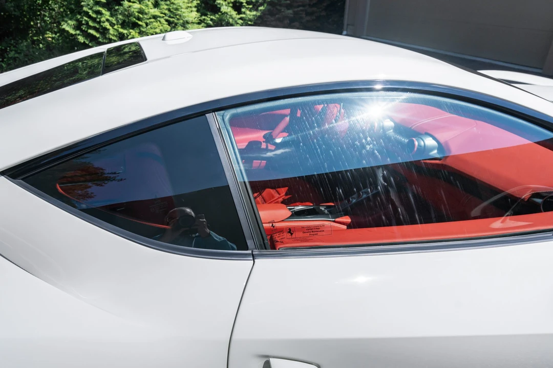 2019 Ferrari 812 Superfast - Image 18 of 31