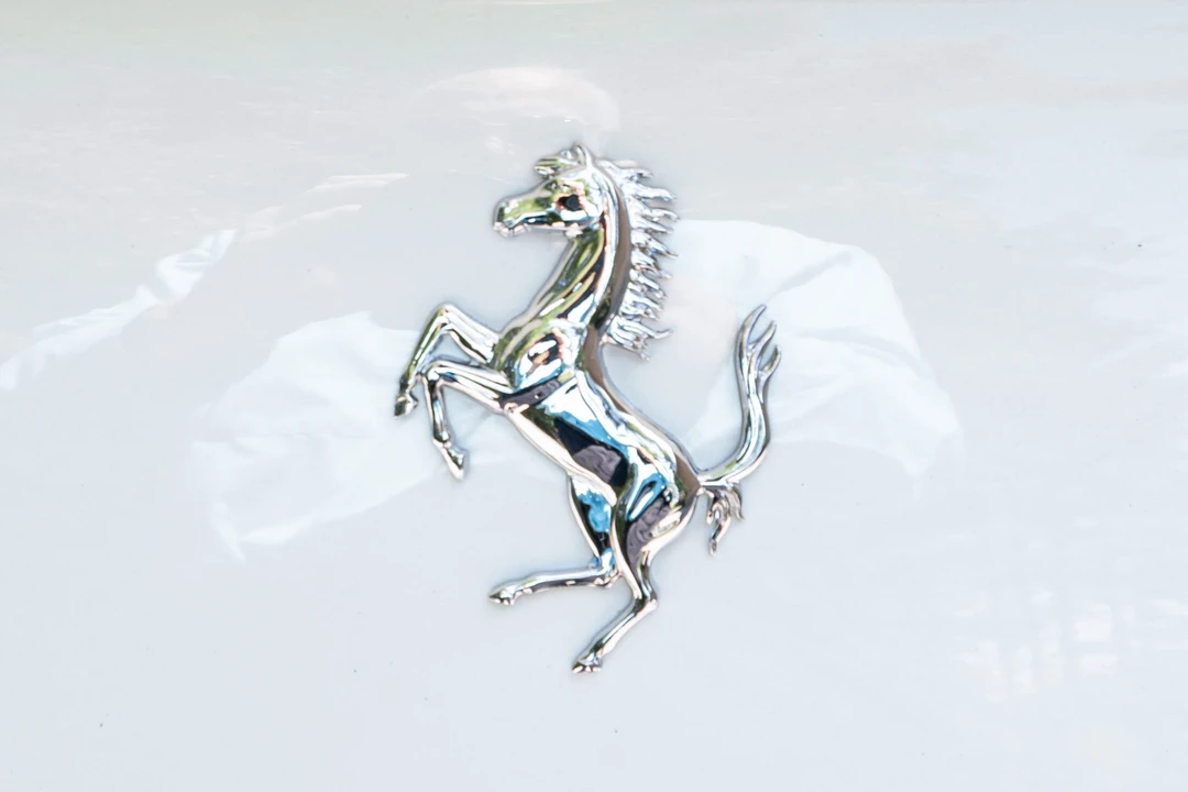 2019 Ferrari 812 Superfast - Image 25 of 31