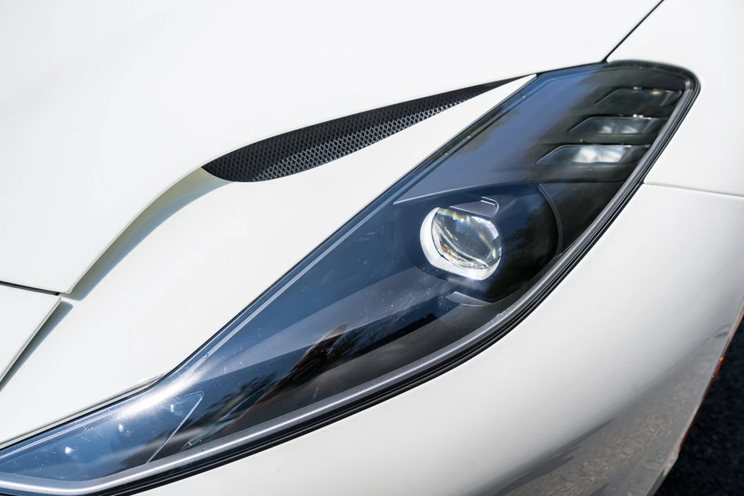 2019 Ferrari 812 Superfast - Image 28 of 31