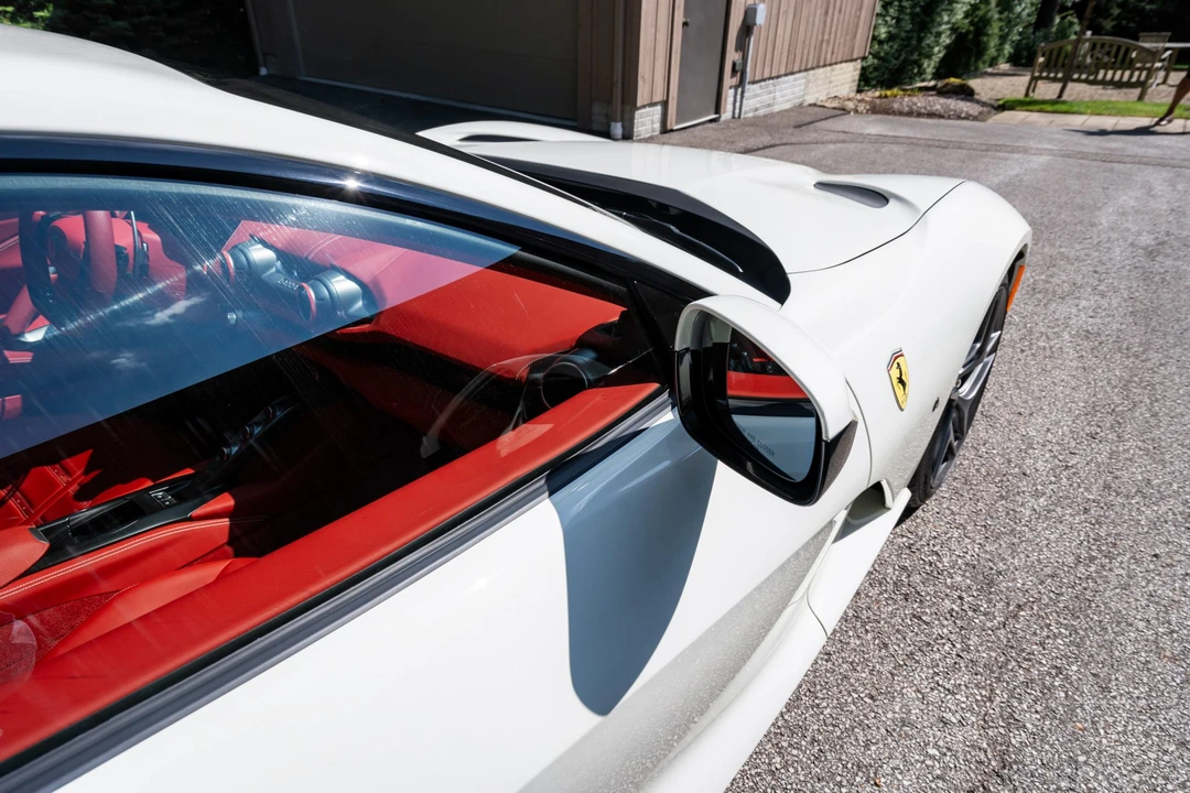 2019 Ferrari 812 Superfast - Image 20 of 31