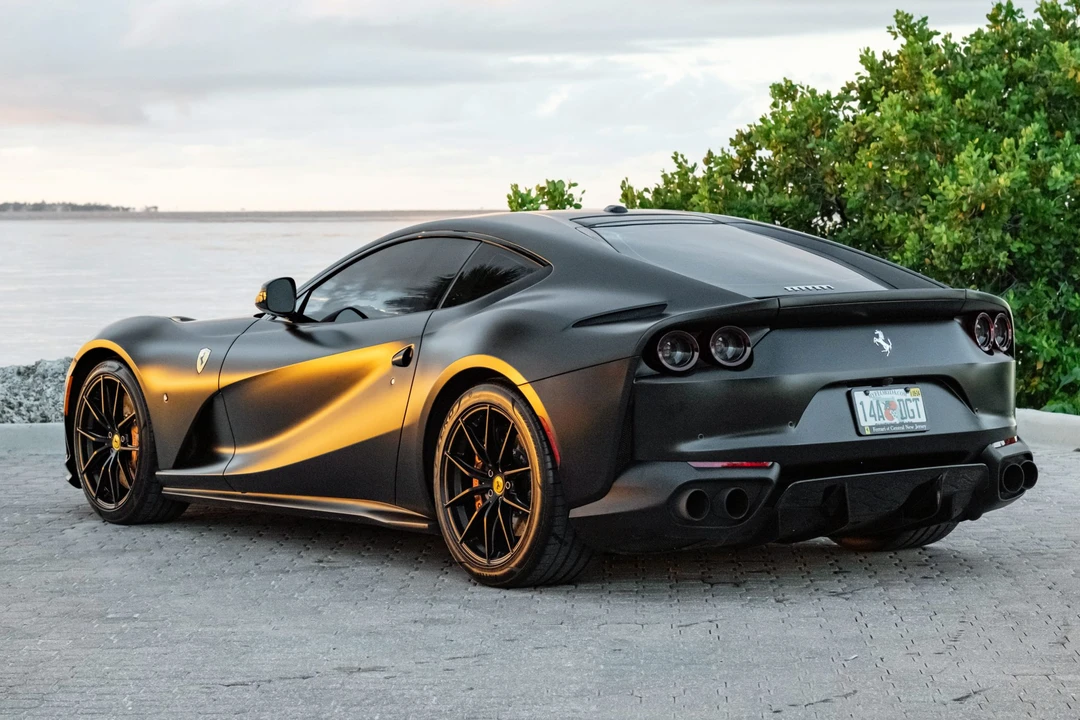 2019 Ferrari 812 Superfast - Image 4 of 31