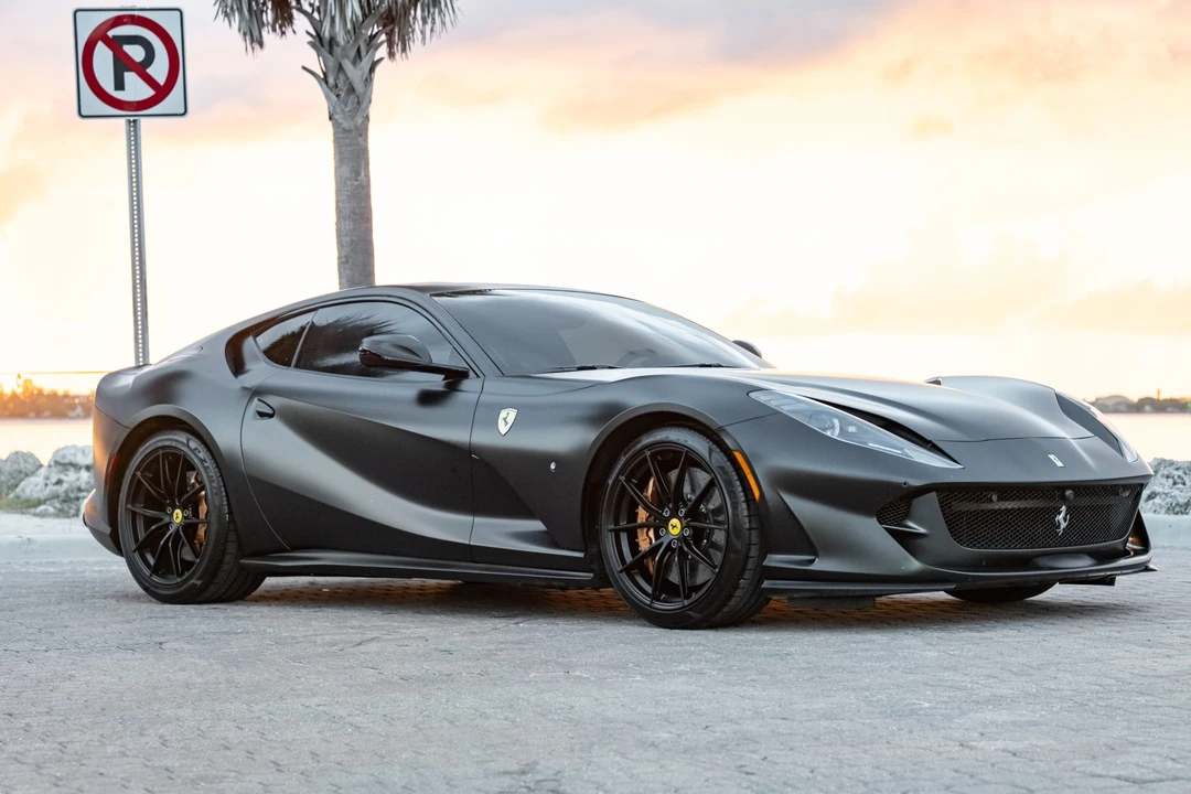 2019 Ferrari 812 Superfast - Image 8 of 31