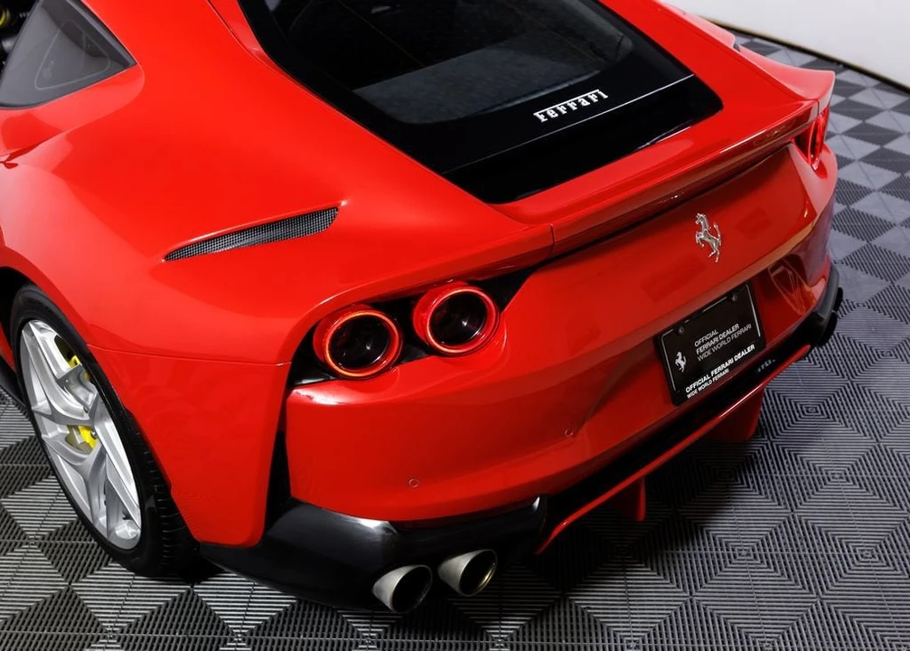 2019 Ferrari 812 Superfast - Image 30 of 31