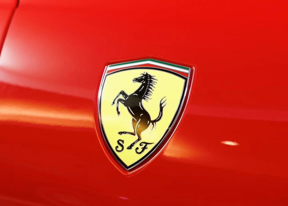 2019 Ferrari 812 Superfast - Image 27 of 31
