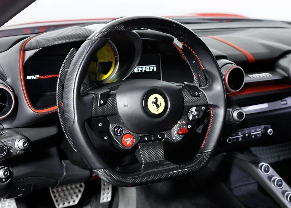 2019 Ferrari 812 Superfast - Image 15 of 31