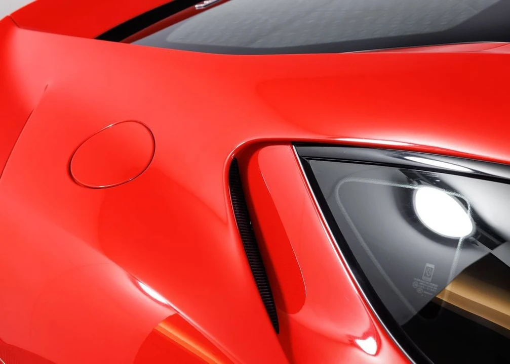 2019 Ferrari 812 Superfast - Image 28 of 31