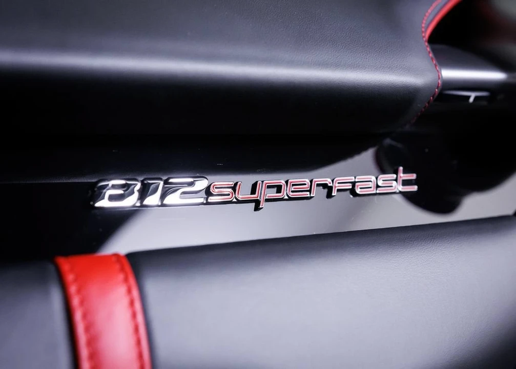 2019 Ferrari 812 Superfast - Image 25 of 31