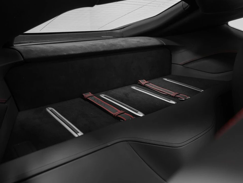 2019 Ferrari 812 Superfast - Image 25 of 31