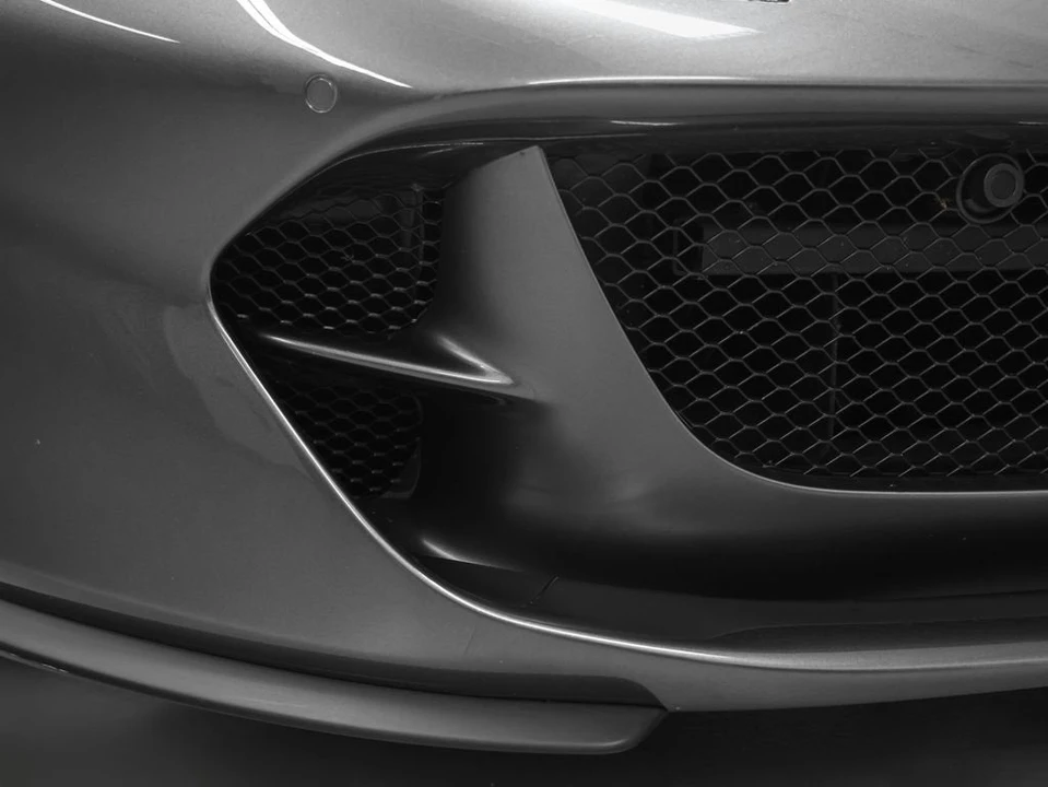 2019 Ferrari 812 Superfast - Image 8 of 31