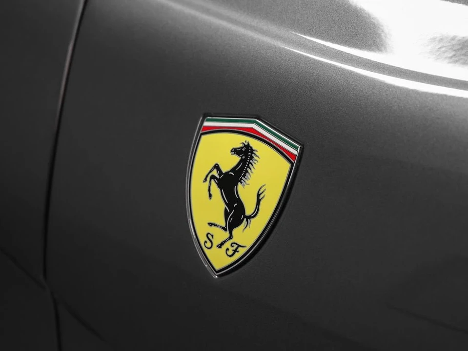2019 Ferrari 812 Superfast - Image 13 of 31