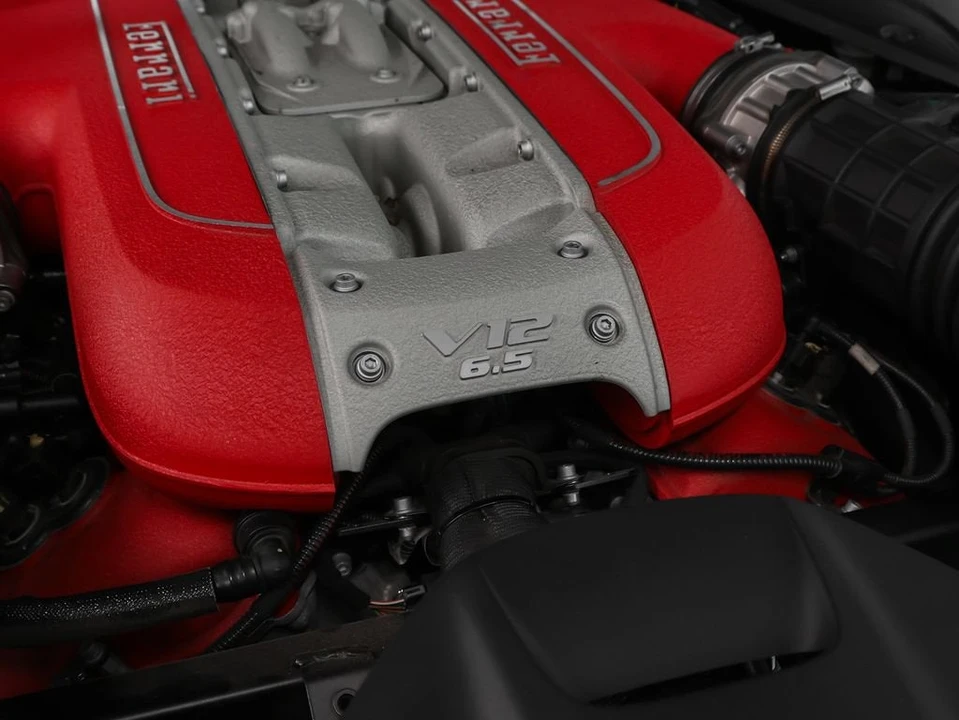 2019 Ferrari 812 Superfast - Image 20 of 31