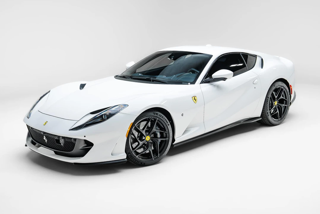 2019 Ferrari 812 Superfast - Image 16 of 31