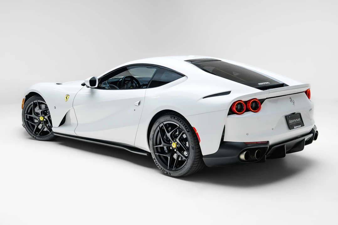 2019 Ferrari 812 Superfast - Image 24 of 31