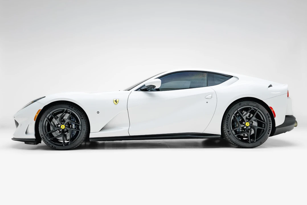 2019 Ferrari 812 Superfast - Image 19 of 31
