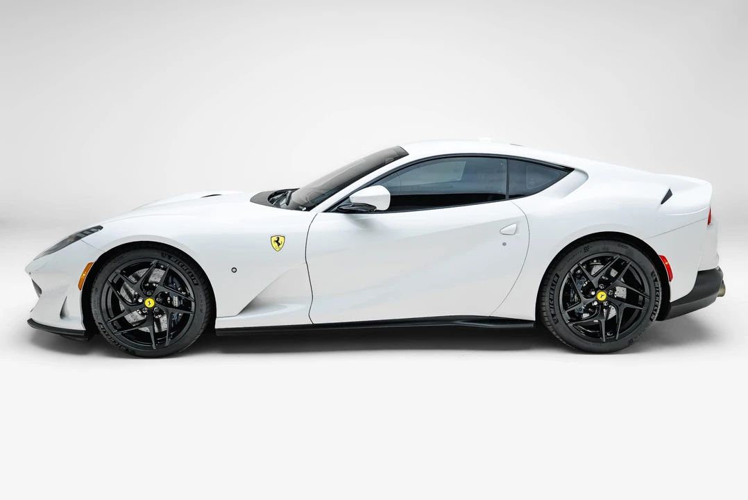 2019 Ferrari 812 Superfast - Image 20 of 31