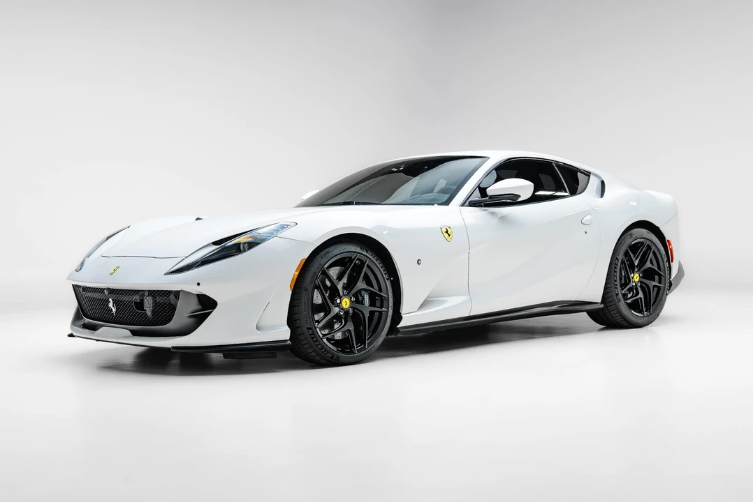 2019 Ferrari 812 Superfast - Image 18 of 31