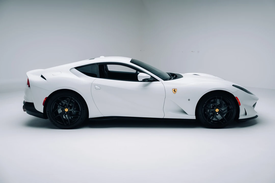 2019 Ferrari 812 Superfast - Image 3 of 21