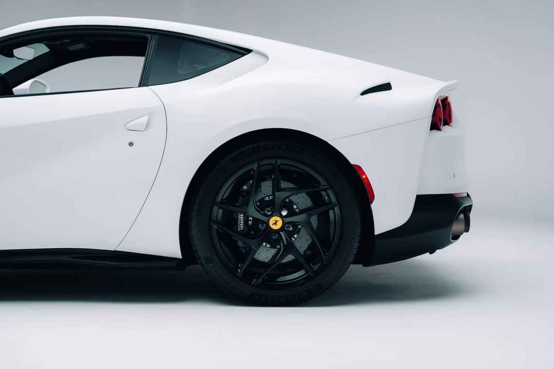 2019 Ferrari 812 Superfast - Image 17 of 21