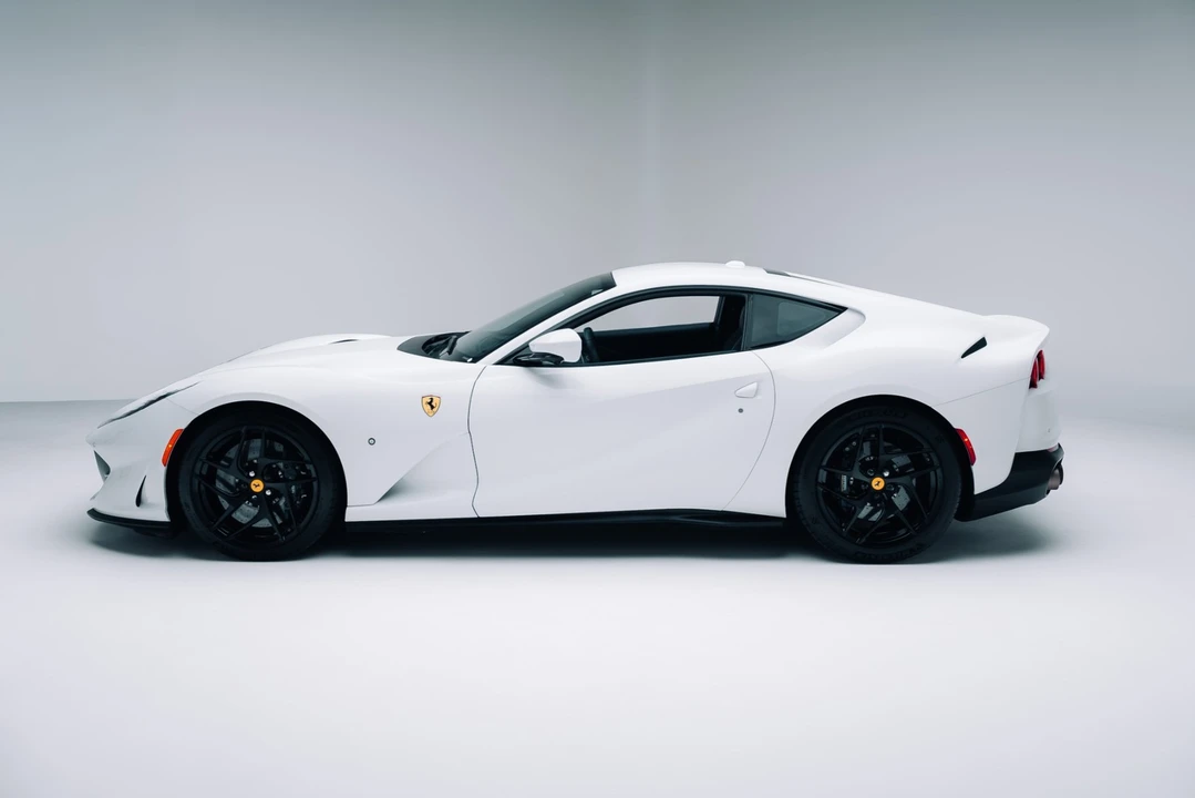 2019 Ferrari 812 Superfast - Image 15 of 21