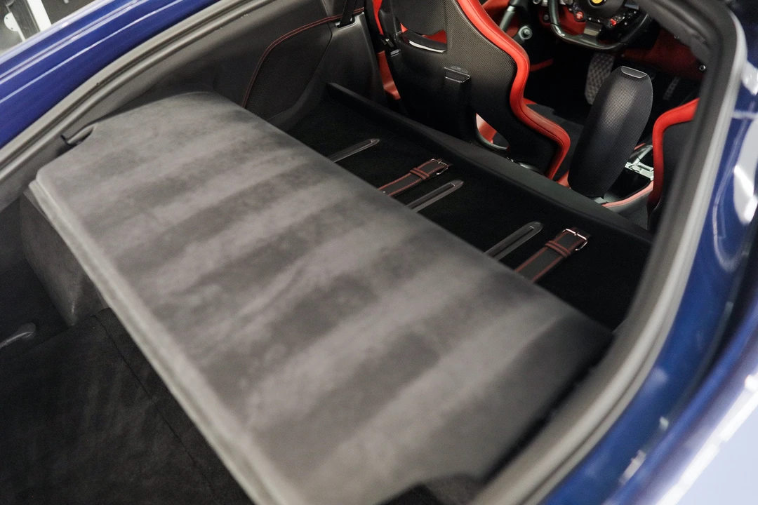 2019 Ferrari 812 Superfast - Image 15 of 18