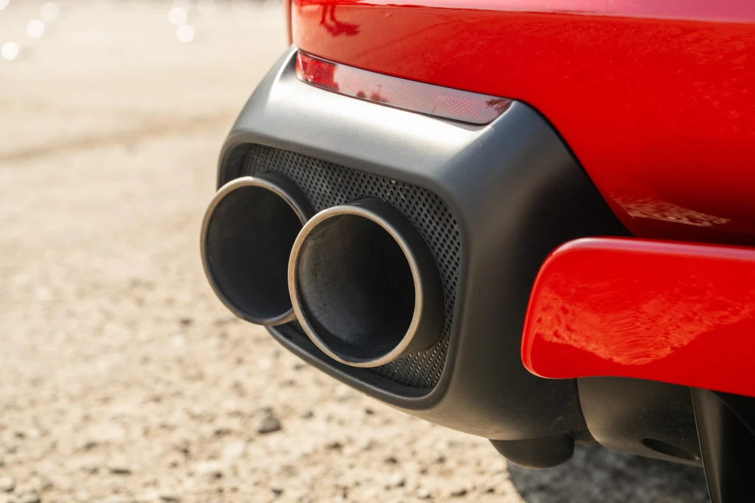 2019 Ferrari 812 Superfast - Image 30 of 31
