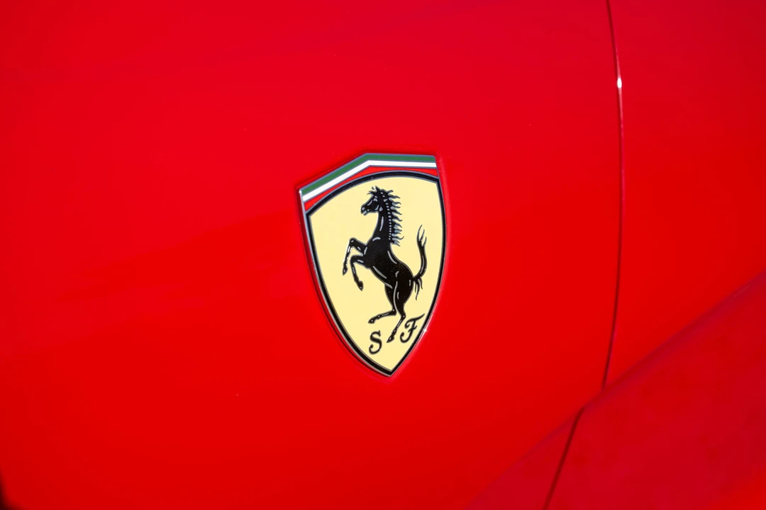 2019 Ferrari 812 Superfast - Image 27 of 31