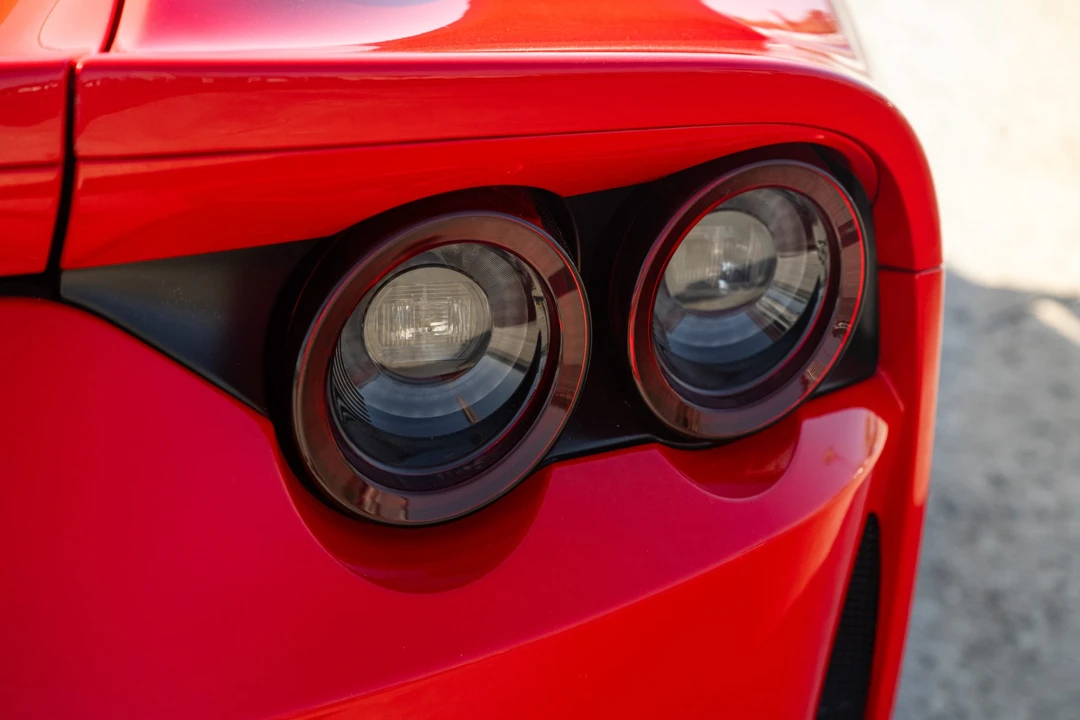 2019 Ferrari 812 Superfast - Image 15 of 31