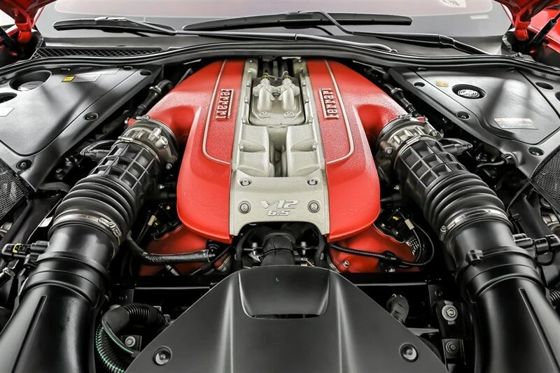 2019 Ferrari 812 Superfast - Image 16 of 31