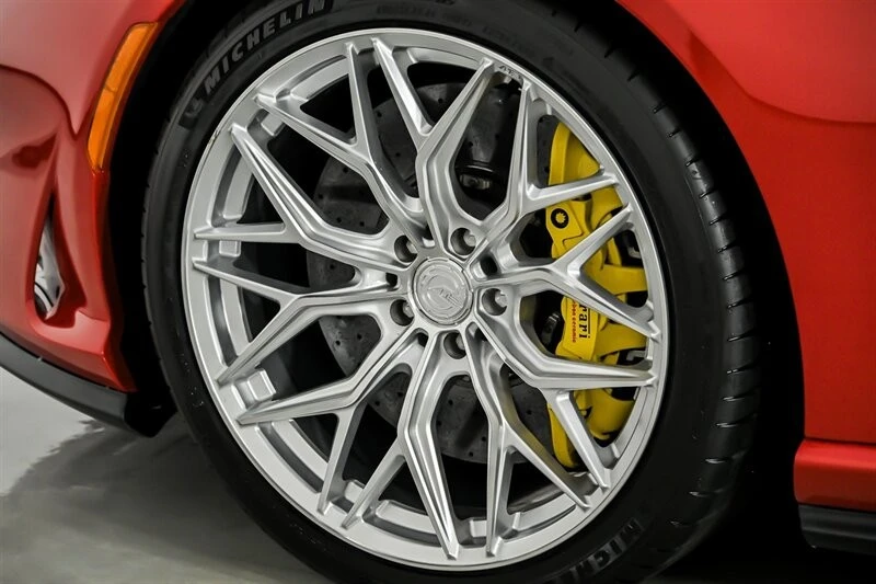 2019 Ferrari 812 Superfast - Image 13 of 31