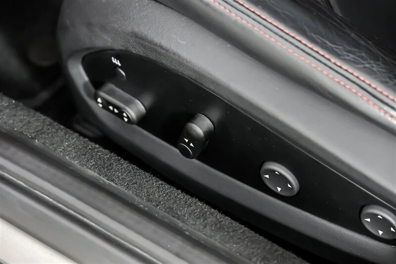 2019 Ferrari 812 Superfast - Image 27 of 31