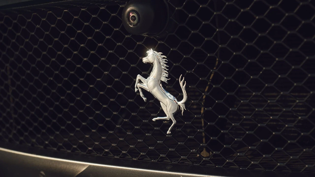 2019 Ferrari 812 Superfast - Image 21 of 31