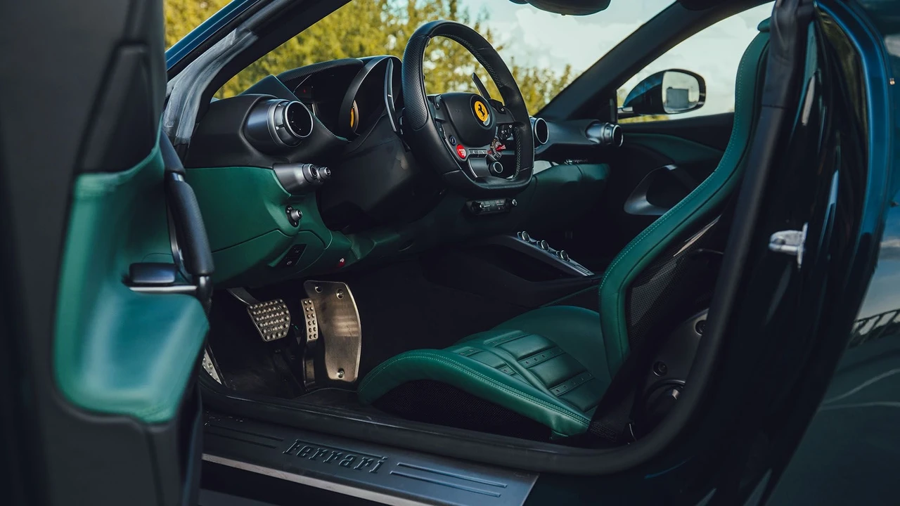 2019 Ferrari 812 Superfast - Image 4 of 31