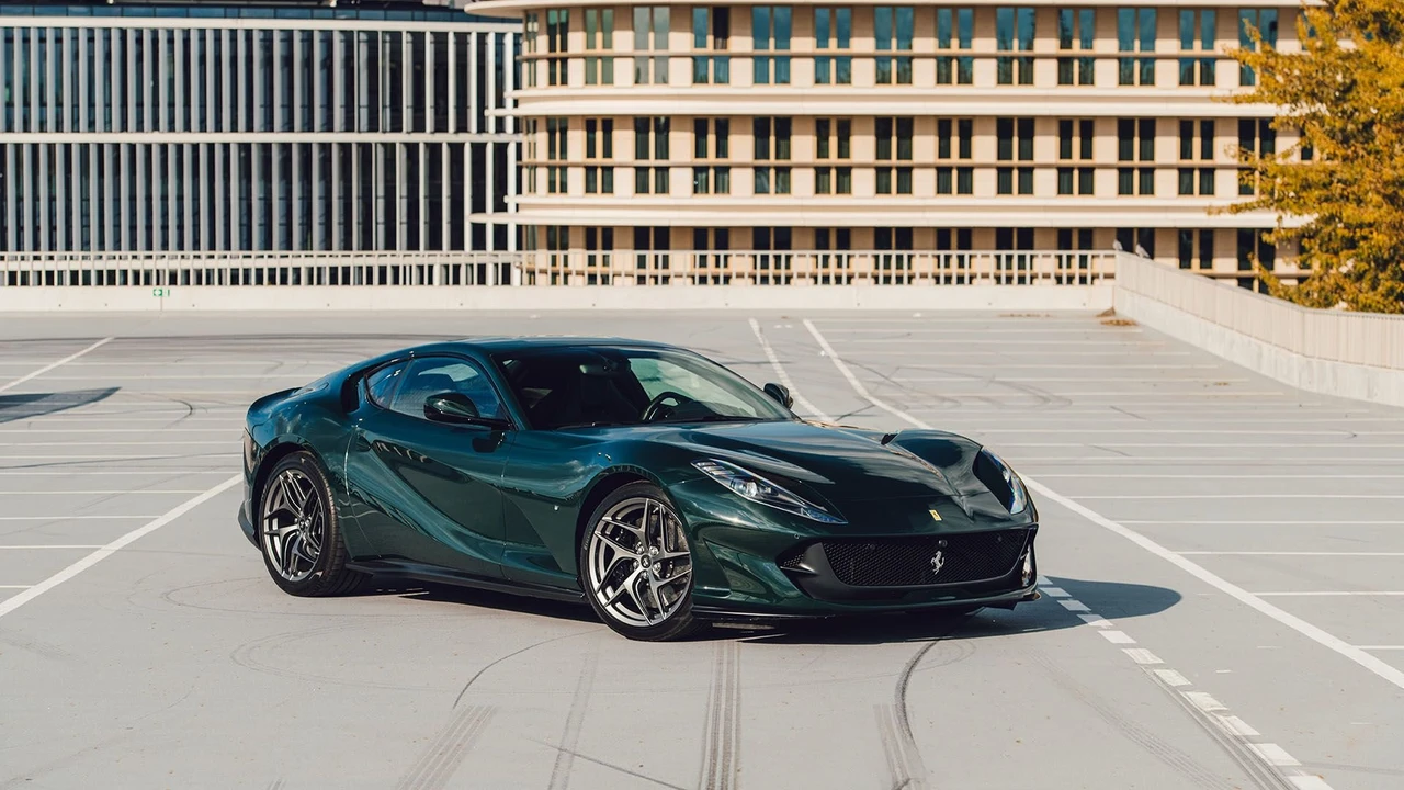 2019 Ferrari 812 Superfast - Image 9 of 31