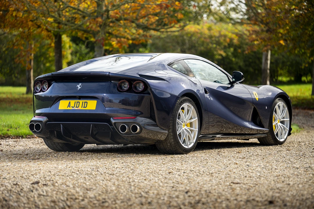 2019 Ferrari 812 Superfast - Image 15 of 31