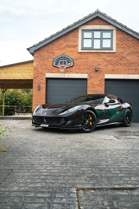 2019 Ferrari 812 Superfast - Image 17 of 31