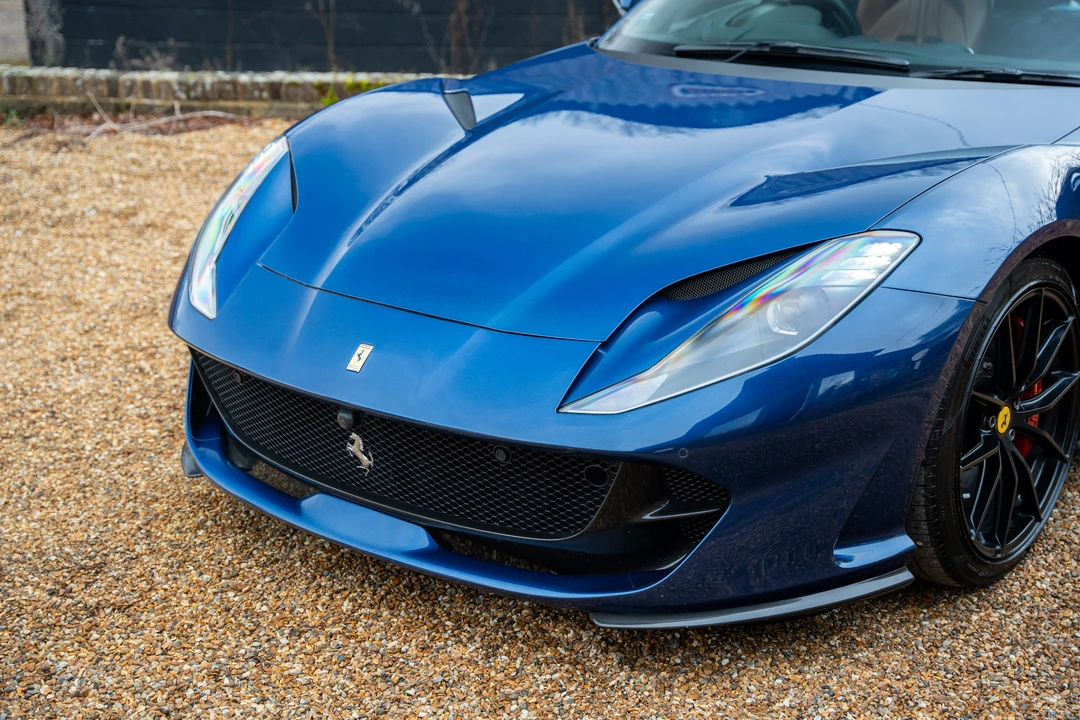 2020 Ferrari 812 Superfast - Image 17 of 31