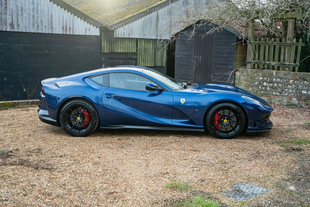 2020 Ferrari 812 Superfast - Image 5 of 31