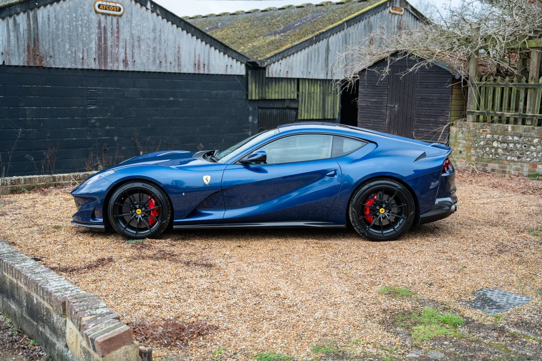 2020 Ferrari 812 Superfast - Image 9 of 31
