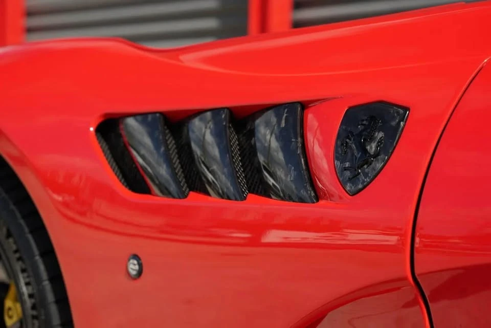 2019 Ferrari 812 Superfast - Image 3 of 17