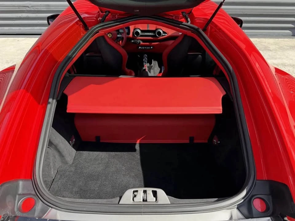 2019 Ferrari 812 Superfast - Image 6 of 17