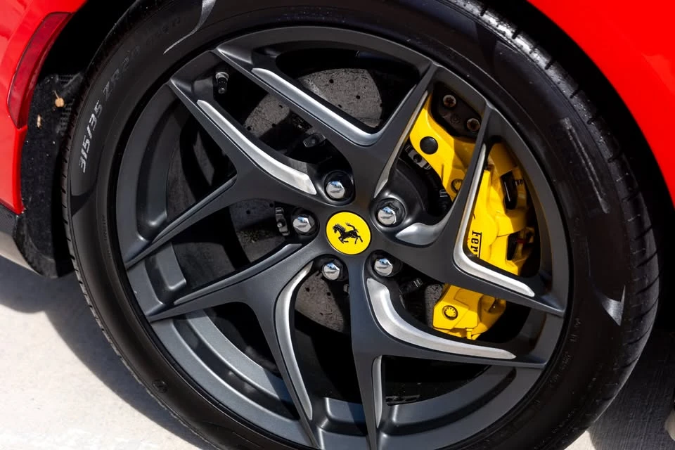 2019 Ferrari 812 Superfast - Image 20 of 20