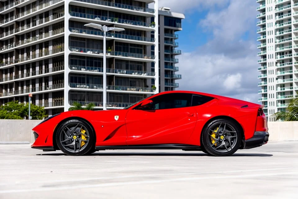 2019 Ferrari 812 Superfast - Image 7 of 20