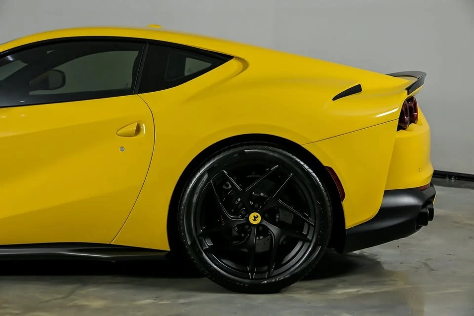 2019 Ferrari 812 Superfast - Image 9 of 20