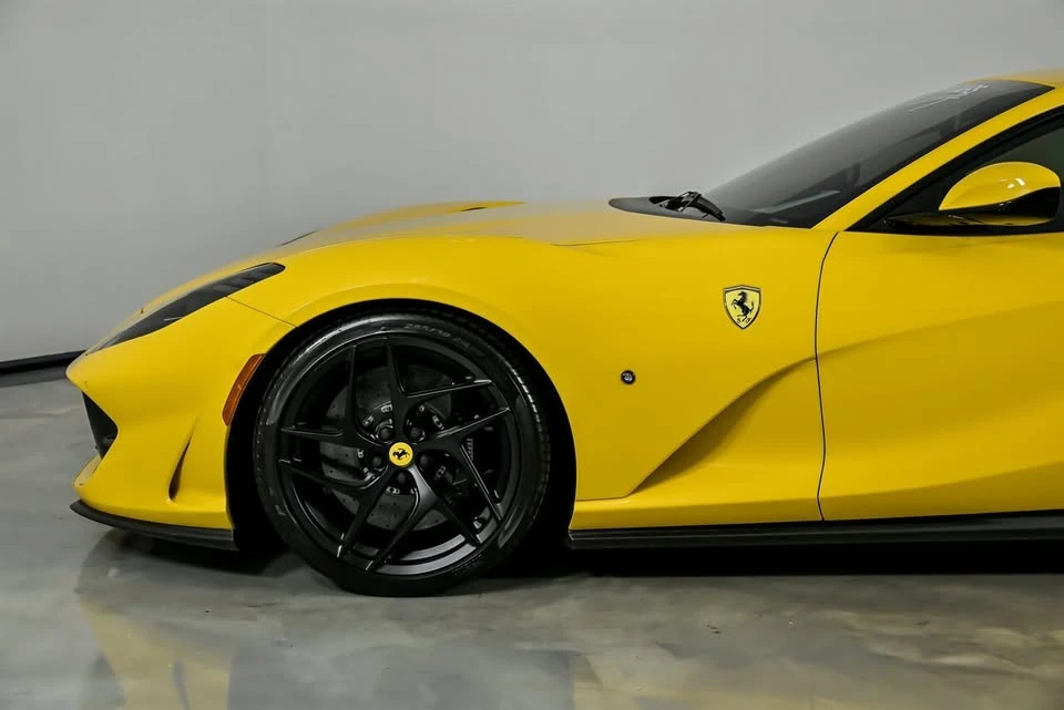 2019 Ferrari 812 Superfast - Image 7 of 20