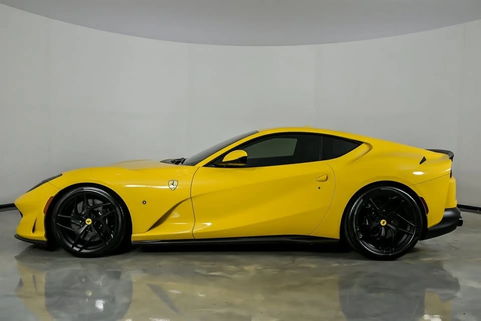 2019 Ferrari 812 Superfast - Image 8 of 20