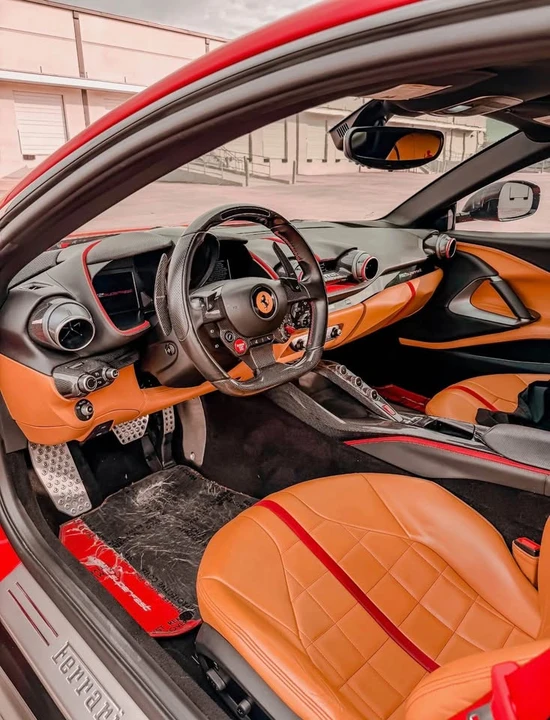 2019 Ferrari 812 Superfast - Image 7 of 7