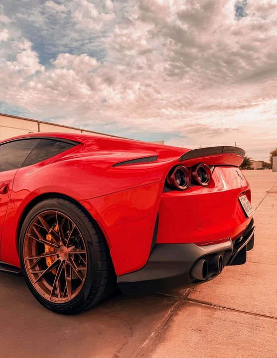2019 Ferrari 812 Superfast - Image 5 of 7